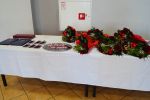 Kwiaty, dyplomy, legitymacje oraz medale