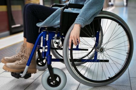 Osoba na wózku inwalidzkim