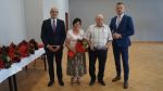 Wspólne zdjęcie pierwszej pary z Wójtem i Przewodniczącym Rady Gminy