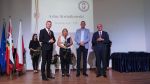 Uroczystość rozdania stypendiów za wyniki w nauce i inne osiągnięcia w roku szkolnym 2024/2025 zdjęcie 103