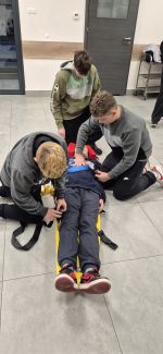 21.10.2025 - Klub Młodzieżowy Młodych odkrywców zdjęcie 15