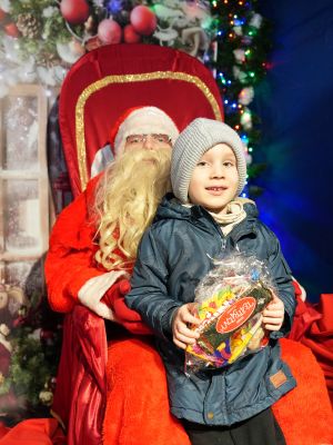 Świąteczne atrakcje w czernikowskim Parku 700-lecia zdjęcie 49