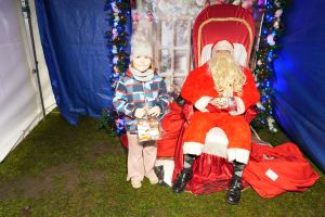 Świąteczne atrakcje w czernikowskim Parku 700-lecia zdjęcie 71