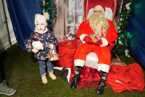 Świąteczne atrakcje w czernikowskim Parku 700-lecia zdjęcie 75