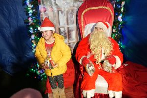 Świąteczne atrakcje w czernikowskim Parku 700-lecia zdjęcie 78