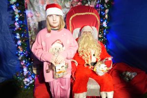 Świąteczne atrakcje w czernikowskim Parku 700-lecia zdjęcie 80