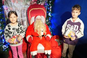 Świąteczne atrakcje w czernikowskim Parku 700-lecia zdjęcie 81