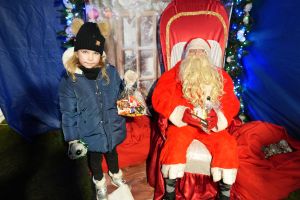 Świąteczne atrakcje w czernikowskim Parku 700-lecia zdjęcie 82