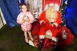 Świąteczne atrakcje w czernikowskim Parku 700-lecia zdjęcie 90