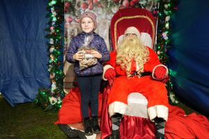 Świąteczne atrakcje w czernikowskim Parku 700-lecia zdjęcie 105