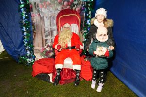 Świąteczne atrakcje w czernikowskim Parku 700-lecia zdjęcie 120