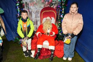 Świąteczne atrakcje w czernikowskim Parku 700-lecia zdjęcie 130