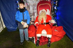 Świąteczne atrakcje w czernikowskim Parku 700-lecia zdjęcie 145