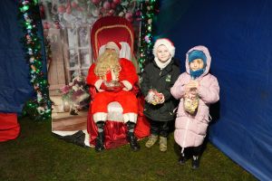 Świąteczne atrakcje w czernikowskim Parku 700-lecia zdjęcie 155