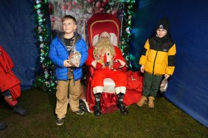 Świąteczne atrakcje w czernikowskim Parku 700-lecia zdjęcie 159