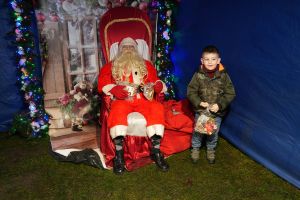 Świąteczne atrakcje w czernikowskim Parku 700-lecia zdjęcie 160