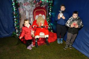 Świąteczne atrakcje w czernikowskim Parku 700-lecia zdjęcie 174