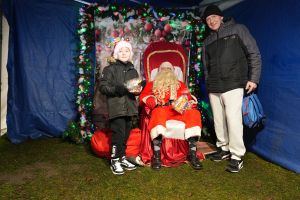 Świąteczne atrakcje w czernikowskim Parku 700-lecia zdjęcie 190