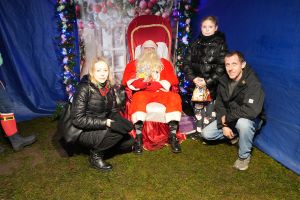 Świąteczne atrakcje w czernikowskim Parku 700-lecia zdjęcie 194