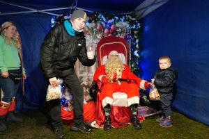 Świąteczne atrakcje w czernikowskim Parku 700-lecia zdjęcie 195