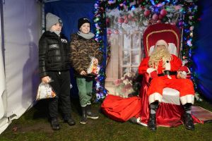 Świąteczne atrakcje w czernikowskim Parku 700-lecia zdjęcie 206