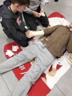 09.12.2025 - Klub Młodzieżowy Młodych odkrywców zdjęcie 4