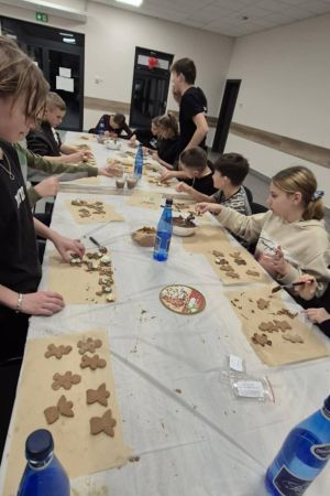 16.12.2025 - Klub Młodzieżowy Młodych odkrywców zdjęcie 5