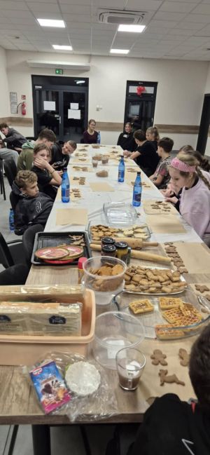 16.12.2025 - Klub Młodzieżowy Młodych odkrywców zdjęcie 12