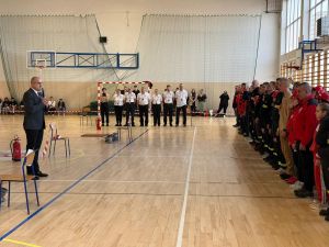 IV Gminne Halowe Zawody Młodzieżowych Drużyn Pożarniczych w Czernikowie zdjęcie 6