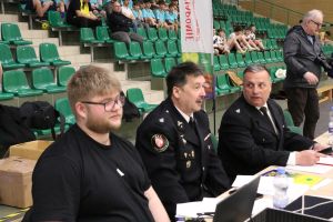 XII Wojewódzki Turniej Halowej Piłki Nożnej Młodzieżowych Drużyn Pożarniczych zdjęcie 2