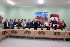 Nowoczesne pracownie językowe otwarte! Górsk gospodarzem wyjątkowej uroczystości zdjęcie 7