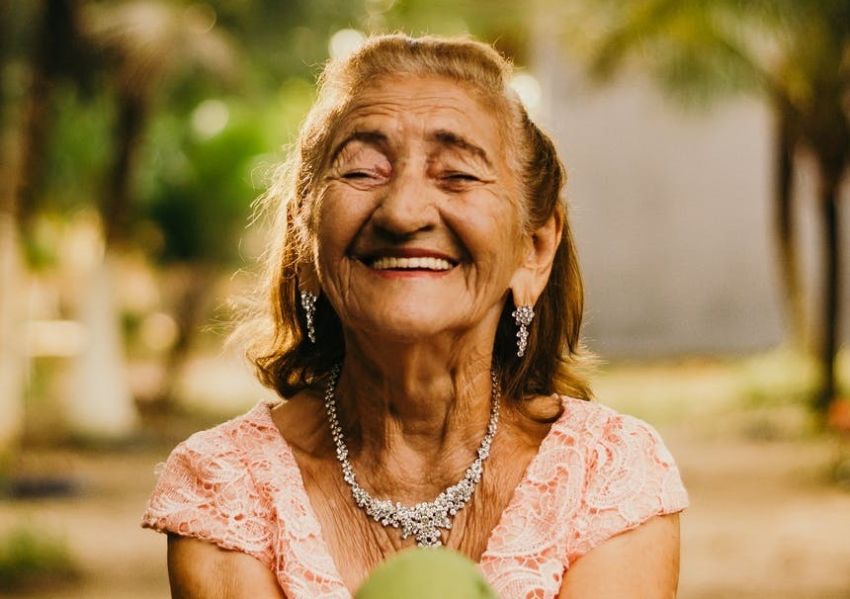 zdjęcie starszej osoby