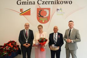 Uroczystość wręczenia „Medali za Długoletnie Pożycie Małżeńskie” zdjęcie 11