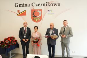Uroczystość wręczenia „Medali za Długoletnie Pożycie Małżeńskie” zdjęcie 12