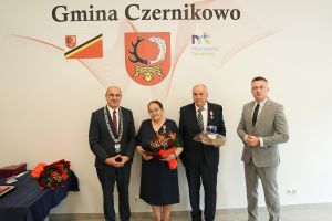 Uroczystość wręczenia „Medali za Długoletnie Pożycie Małżeńskie” zdjęcie 17