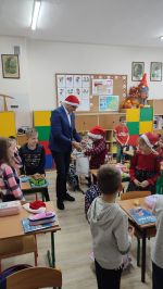 Mikołaja w postaci Wójta Gminy Czernikowo z Uczniami zdjęcie 4