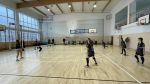 Uczennice SP Mazowsze grające przeciwko uczennicą z SP Osówka zdjęcie 3