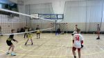 Uczniowie z SP Czernikowo grający przeciwko uczniom z SP Steklin zdjęcie 8