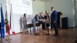 Uroczystość rozdania stypendiów za wyniki w nauce i inne osiągnięcia zdjęcie 13