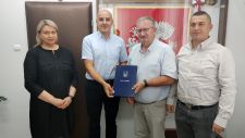 Podpisanie umowy na budowę oczyszczalni ścieków w Steklinie zdjęcie 2