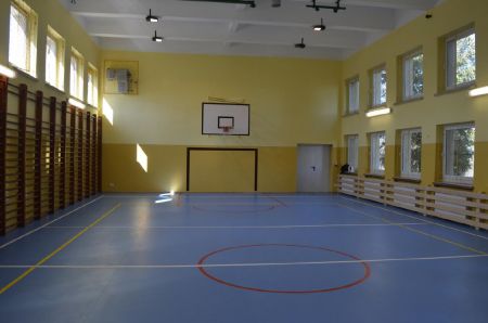 Remont sali gimnastycznej przy Szkole Podstawowej im. K. K. Baczyńskiego w Czernikowie