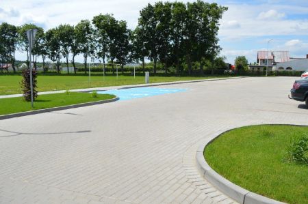 Parking przy ul. Szkolnej w Czernikowie